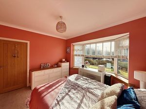 Photo 8- click for photo gallery